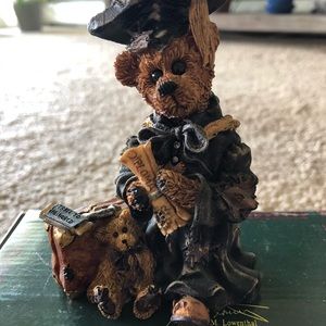 Boyd’s Bears & Frieds